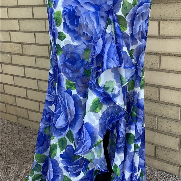 ❌DONATED❌Royal Blue White Floral Off Shoulders Ruffled Lined Maxi Dress - Picture 8 of 17